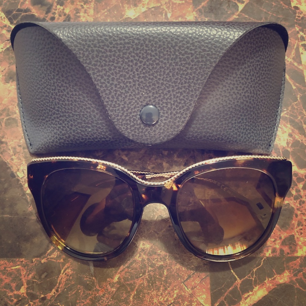 SOLDDDDDMARC JACOBS SUNGLASSS NWT